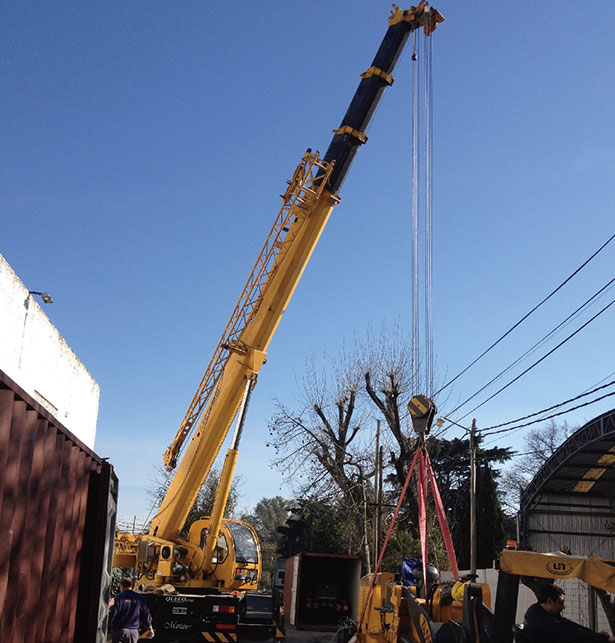 XCMG Cranes?at the shipyard?in...